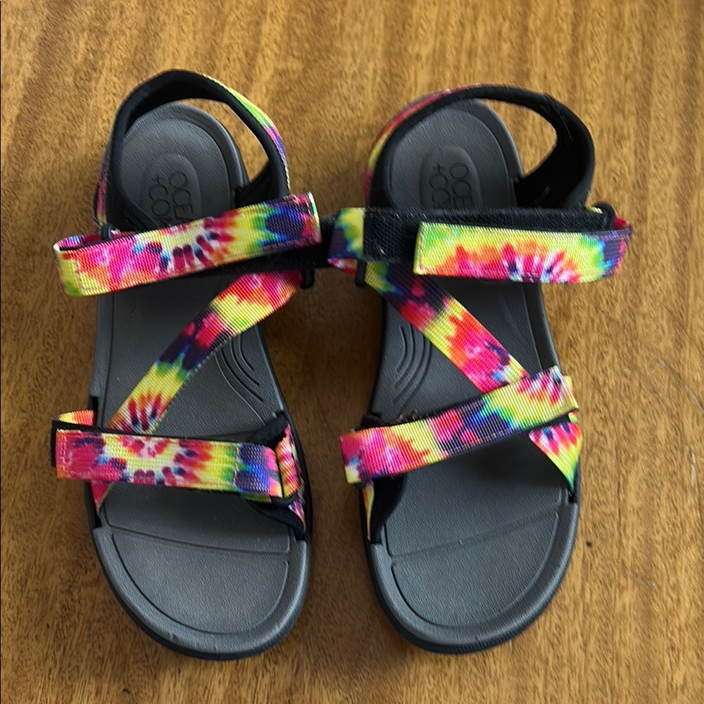 Colorful Tie-Dye Ocean & Coast Women’s Sandals size 8